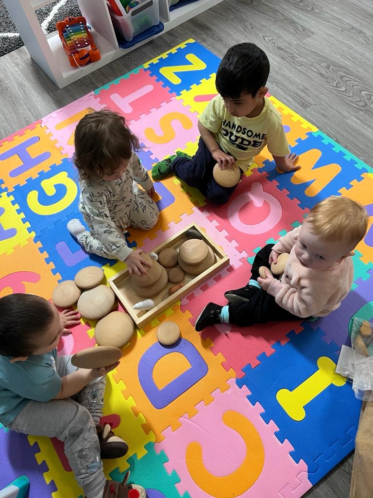 kids playing on the mat